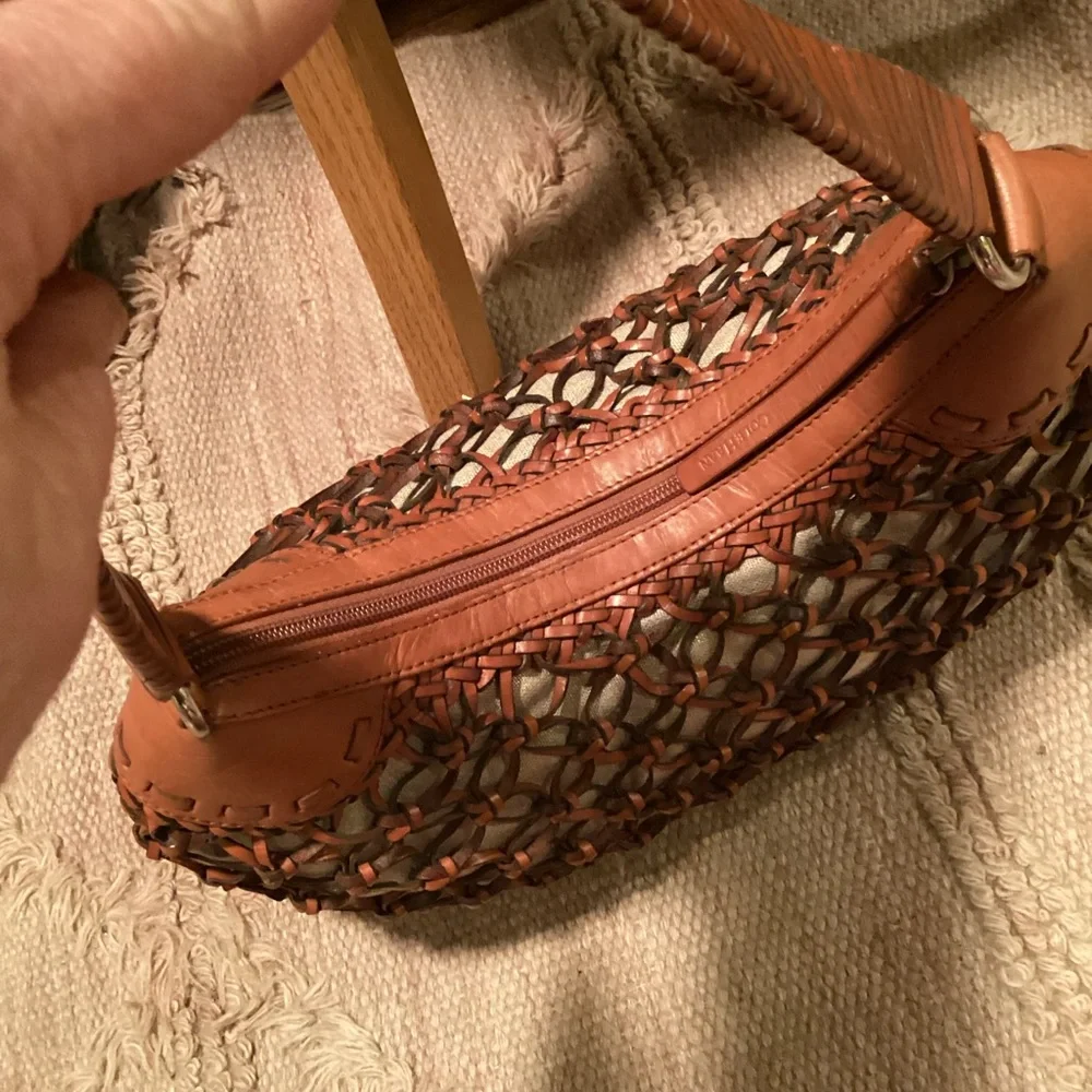 COLE HAAN DARA COLLECTION BROWN LEATHER WOVEN HANDBAG - Picture 8 of 13